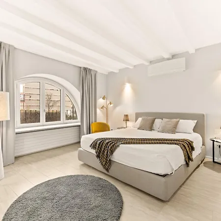 Stayeasy Rosales - Porta Garibaldi Design Flat Appartamento *