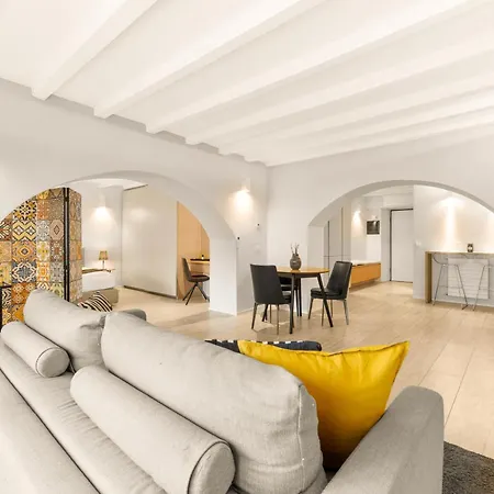 Stayeasy Rosales - Porta Garibaldi Design Flat Appartamento