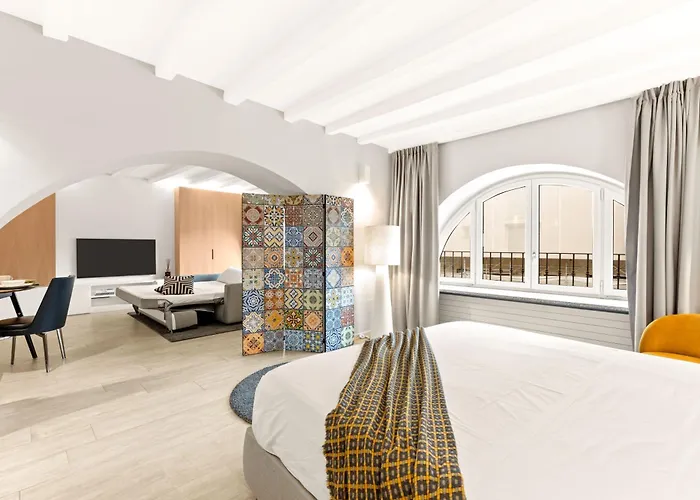 Stayeasy Rosales - Porta Garibaldi Design Flat Appartamento