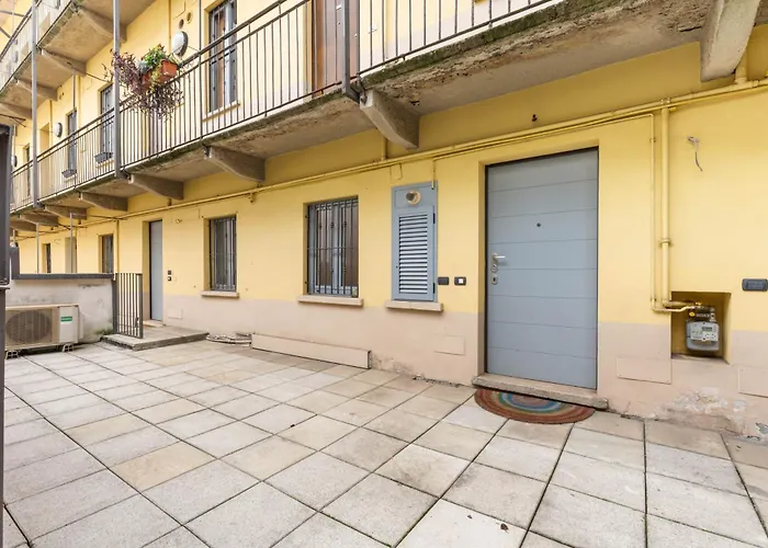 Stayeasy Rosales - Porta Garibaldi Design Flat Appartamento *
